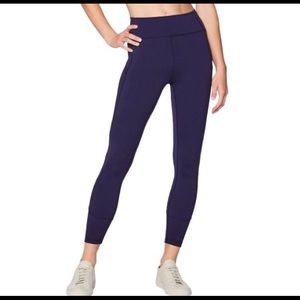 Lululemon 7/8 Everlux leggings high waist.